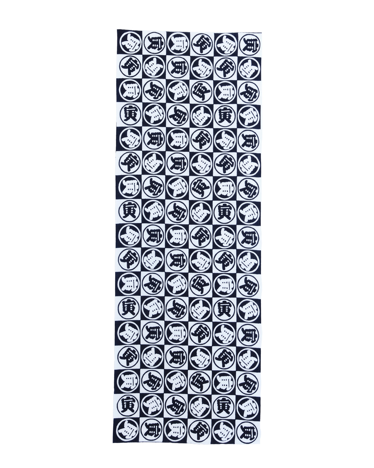 Bandana japonais à motifs géométriques, Toraichi, sur fond blanc